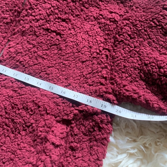 Sherpa Zip Up Sweater in Burgandy - Size M - Picture 7 of 11